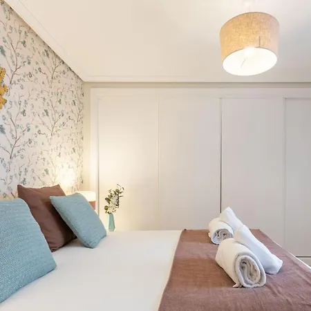 Apartment San Jacinto Triana Deluxe By Valcambre Seville
