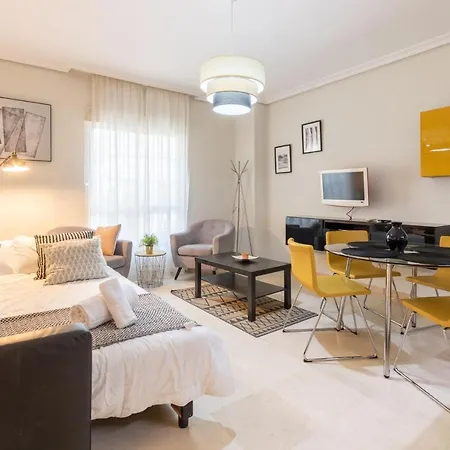 San Jacinto Triana Deluxe By Valcambre Apartment *