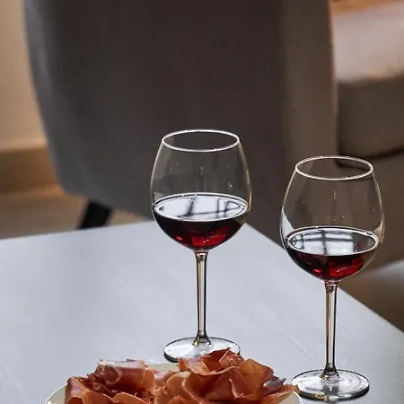 Apartment San Jacinto Triana Deluxe By Valcambre Seville